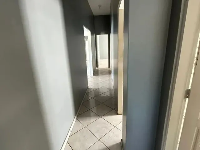 Imagem 3: Casa para Alugar com 4 Quartos 1 Suíte