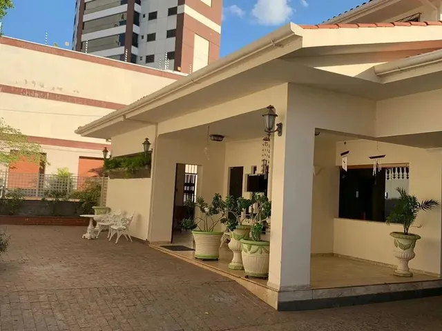Imagem: Sobrado Comercial Duque de Caxias