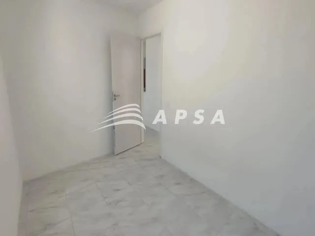 Imagem 3: Apartamento de 2 Quartos em Condomínio Fechado Excelente Localização Apartamento com 2