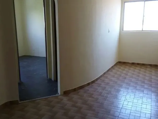 Imagem: Alugo Apartamento no Centro de 2 Quartos
