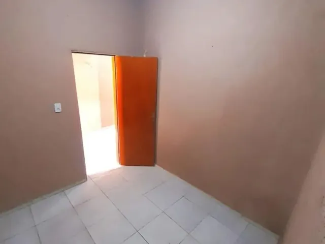 Imagem 3: Ótima Casa (3 Quartos com Garagem, Sala, Cozinha, Banheiro, Quintal