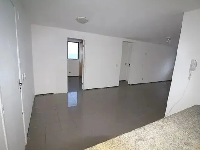 Imagem 4: Ed. Preamar! Excelente Apartamento com 3 Quartos Sendo 1 Suíte, Wc Social, Armários, 1