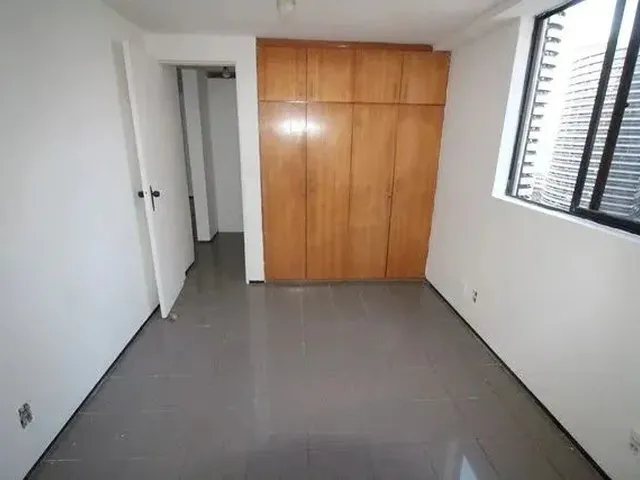 Imagem 13: Ed. Preamar! Excelente Apartamento com 3 Quartos Sendo 1 Suíte, Wc Social, Armários, 1