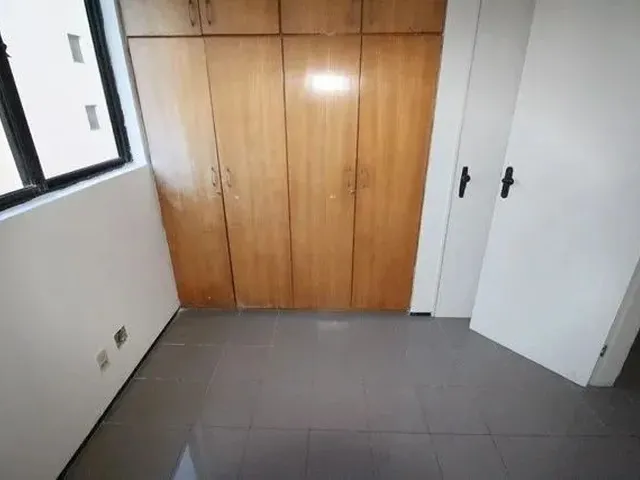 Imagem 5: Ed. Preamar! Excelente Apartamento com 3 Quartos Sendo 1 Suíte, Wc Social, Armários, 1