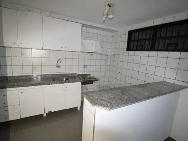 Imagem 7: Ed. Preamar! Excelente Apartamento com 3 Quartos Sendo 1 Suíte, Wc Social, Armários, 1