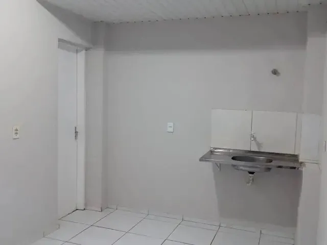 Imagem 8: Kitenete para Aluguel com 20 Metros Quadrados em Montese - Fortaleza...