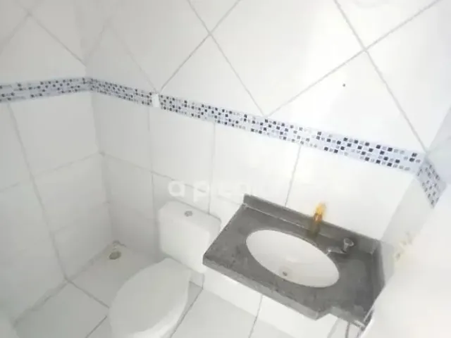 Imagem 9: Pronta para Morar! Casa com 3 Quartos e Ótimo Acesso em Messejana