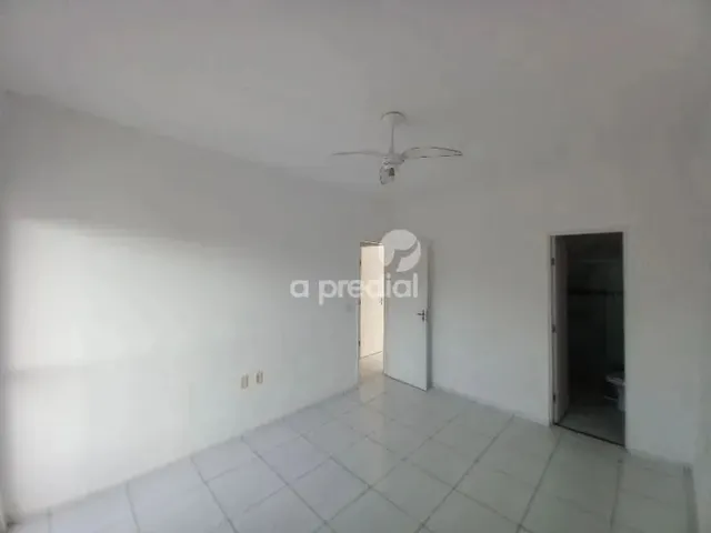Imagem 3: Pronta para Morar! Casa com 3 Quartos e Ótimo Acesso em Messejana