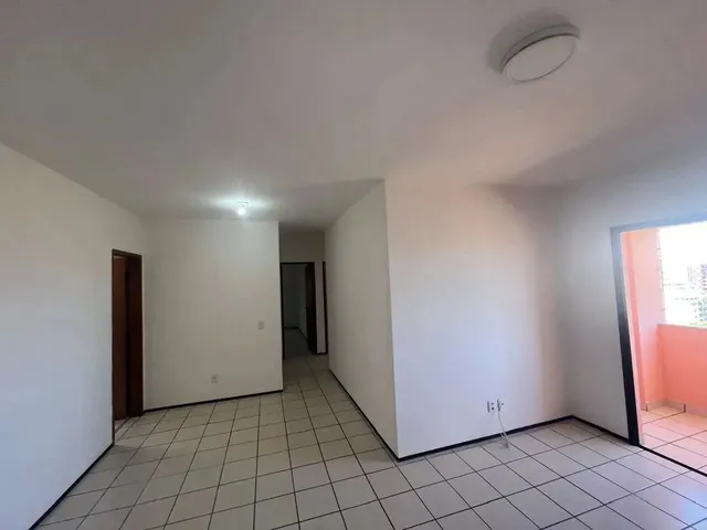 Imagem 3: Apartamento com 100M2, 03 Quartos, Sala com Varanda, Vista Mar, 02 Vagas de Garagem