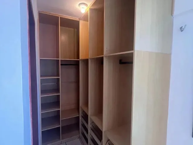 Imagem 7: Apartamento com 100M2, 03 Quartos, Sala com Varanda, Vista Mar, 02 Vagas de Garagem