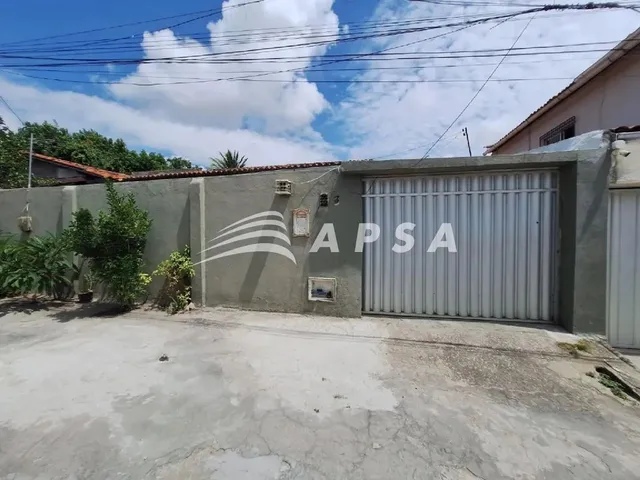 Imagem: Excelente Casa com 2 Vagas de Garagem, Varanda