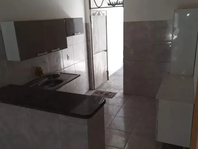 Imagem 7: Alugo Casa com Garagem, 3 Quartos, Próximo Ao Hospital Universitário do Ceará