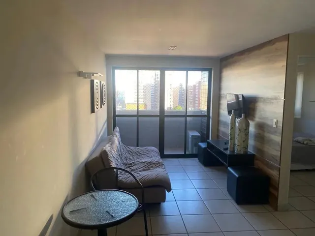 Imagem: O apartamento possui 1 Dormitório, 1 Banheiro, 1 Vaga na