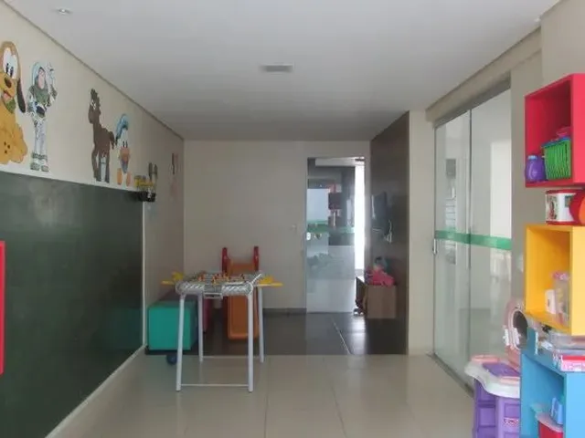 Imagem 15: Excelente Apartamento, Composto de Varanda Gourmet, Ampla Sala de Estar com Rack e Espelho
