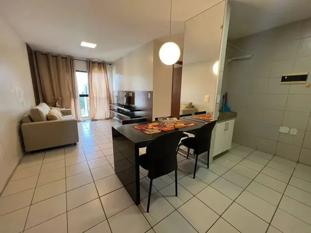 Imagem: O apartamento possui 2 Dormitórios, 1 Suíte, 1 Banheiro,