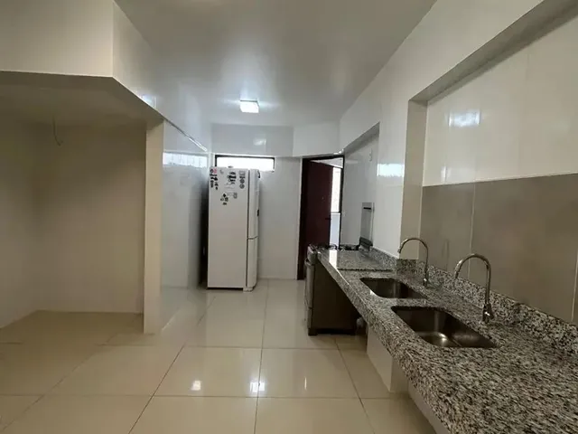 Imagem 6: Imóvel para Aluguel Tem 165 Metros Quadrados com 4 Quartos em Ponta Verde - Maceió - Al