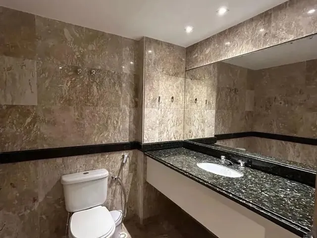 Imagem 11: Imóvel para Aluguel Tem 165 Metros Quadrados com 4 Quartos em Ponta Verde - Maceió - Al