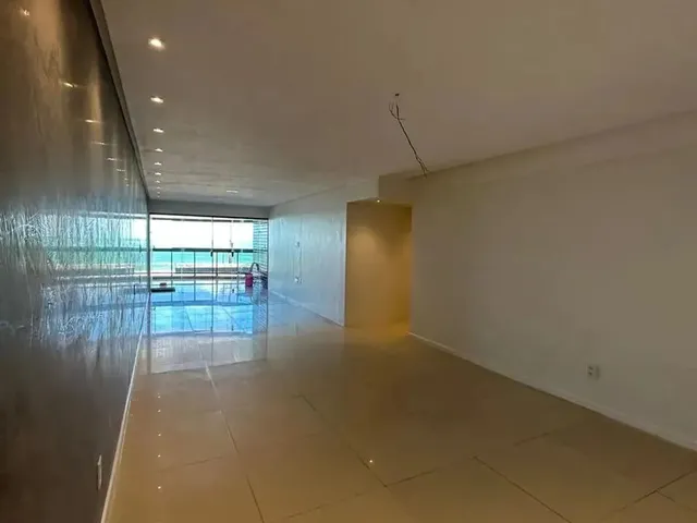 Imagem 3: Imóvel para Aluguel Tem 165 Metros Quadrados com 4 Quartos em Ponta Verde - Maceió - Al