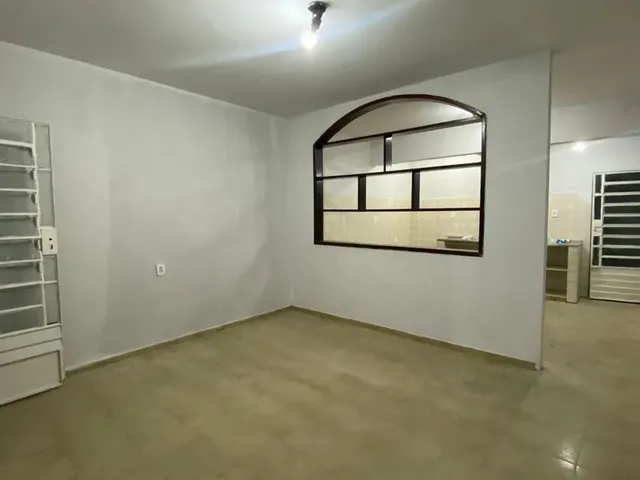 Imagem 6: Aluga-Se Casa na Avenida Brasil Poço