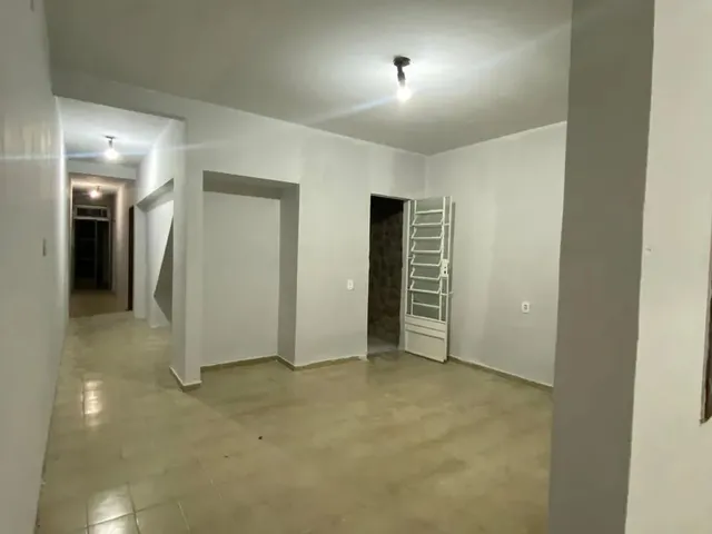 Imagem 9: Aluga-Se Casa na Avenida Brasil Poço
