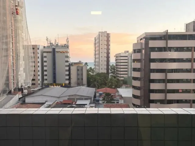 Imagem 8: Mobiliado!!Lindo!! Nascente C/Vista do Mar!! 2 Qts S/1 Suíte!! 3.550,00 C/ Tudo Incluso!!