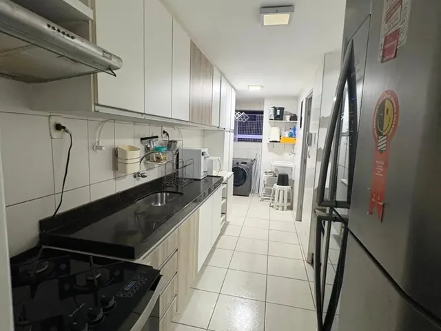 Imagem 11: Mobiliado!!Lindo!! Nascente C/Vista do Mar!! 2 Qts S/1 Suíte!! 3.550,00 C/ Tudo Incluso!!