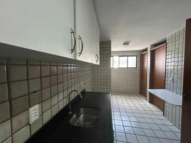 Imagem 14: Excelente!! Duas Vagas!! 3 Quartos S/1 Suíte+Dce!! 4.700,00 C/ Cond.iptu e Gás Inclusos!