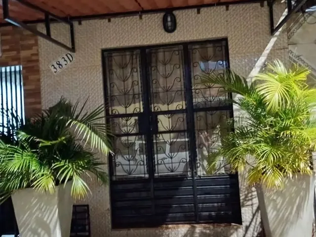 Imagem: A casa possui 1 Dormitório, 1 Banheiro, Acomoda 1 pessoa,