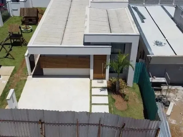Imagem: Excelente Casa com 3 Dorms Sendo 1 Suíte