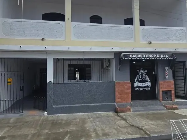 Imagem: Sobrado com 08 Quartos À Venda na Av. Targino
