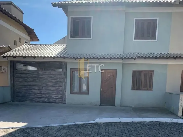 Imagem 10: Casa em Condomínio com Piscina Privativa