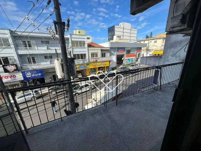 Imagem 2: Alugue Este Espaçoso Apartamento no Centro