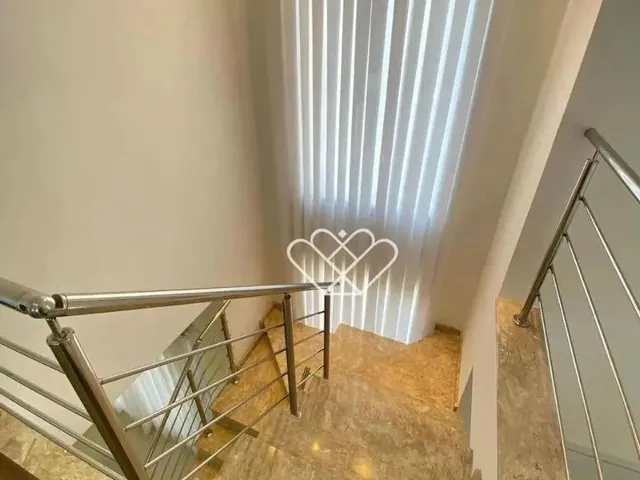 Imagem 4: Casa Nova com Piscina, Área Gourmet e Energia Solar: Conforto e Sustentabilidade em Cada