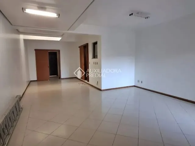 Imagem 8: Aluga Sobrado 4 Quartos, Sendo 01 Suíte com Closet e Sacada