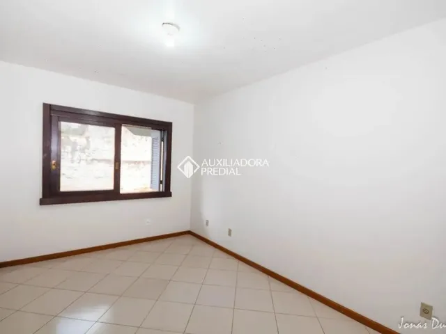 Imagem 6: Aluga Sobrado 4 Quartos, Sendo 01 Suíte com Closet e Sacada