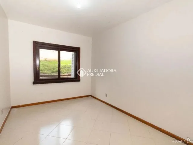 Imagem 15: Aluga Sobrado 4 Quartos, Sendo 01 Suíte com Closet e Sacada
