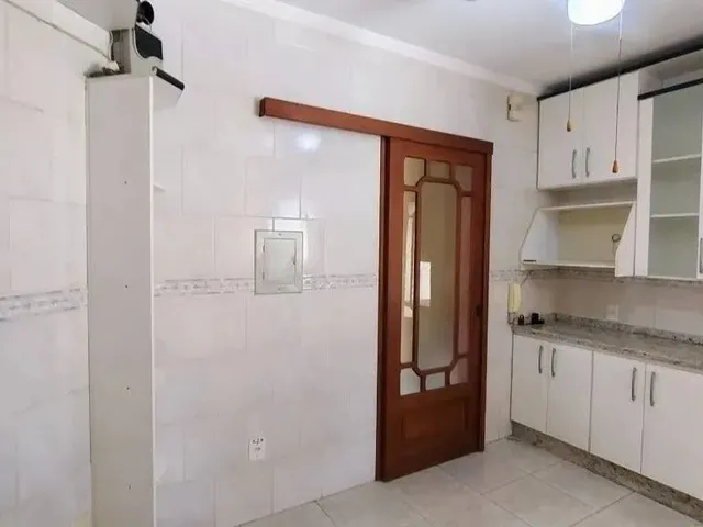 Imagem 15: Casa com 290M² e 4 Quartos no Baiirro Moinhos de Vento para Locação em Canoas/Rs