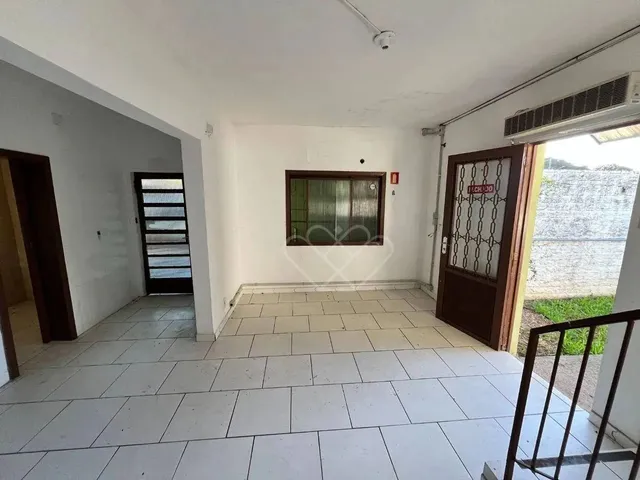 Imagem 2: Sobrado com 3 Dormitórios e 2 Suítes para Locação em Excelente Localização