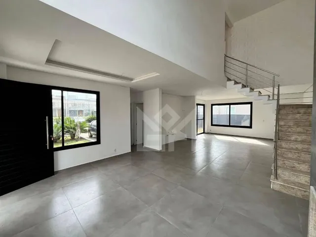 Imagem 10: Sobrado de Luxo com 3 Dormitórios e Área Gourmet: Viva a Exclusividade no Residencial