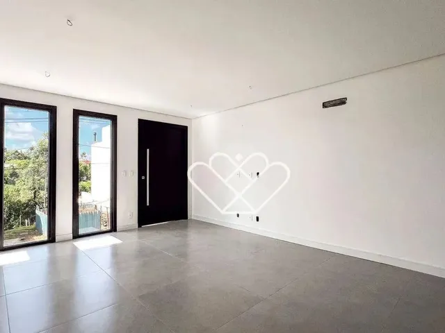 Imagem 12: Apartamento Amplo com 3 Dormitórios e Suíte em Localização Privilegiada Conforto E