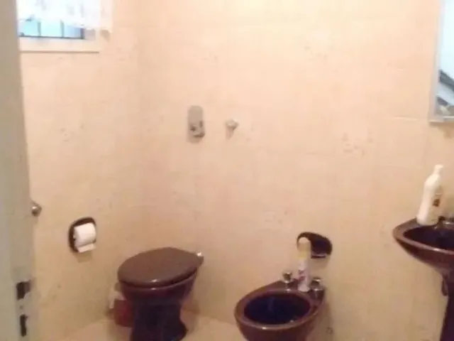 Imagem 6: Ampla Casa Comercial no Centro com Excelente Localização