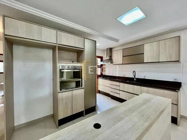 Imagem 11: Casa Térrea Semimobiliada com Piscina