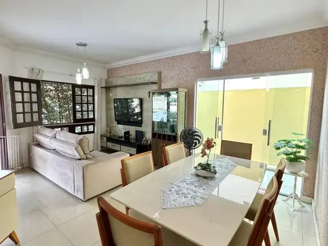 Imagem: A casa em condomínio possui 3 Dormitórios, 1 Suíte, 1