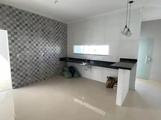Imagem 2: 3- Vendo Casa no Turu Bem Localizada