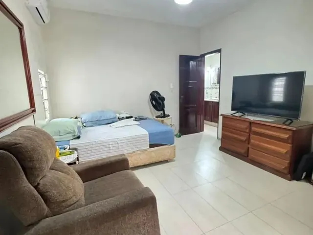 Imagem: Vendo Casa Solta Ao Lado do Mac Center