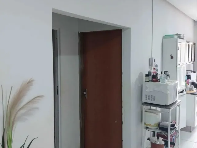 Imagem 2: 04 - Casa no Anjo da Guarda