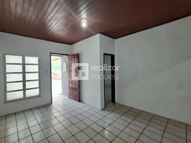 Imagem 3: Casa 2 Quartos no Bairro Agronomica Florianópolis