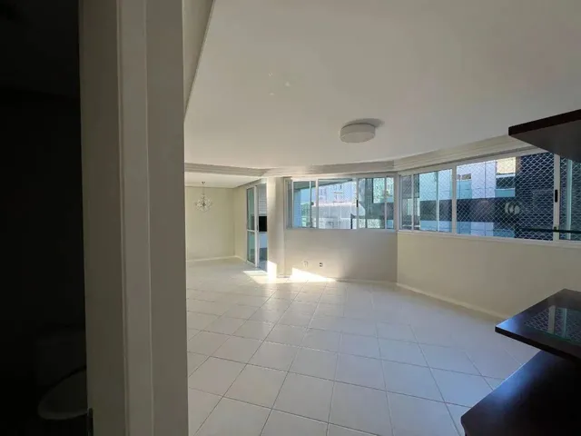 Imagem 2: Centro Apartamento com 3 dormitórios