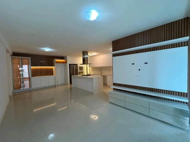 Imagem 2: Apartamento com 3 Dormitórios para Alugar, 140 M² por R$ 21.890,54/Mês - Agronômica