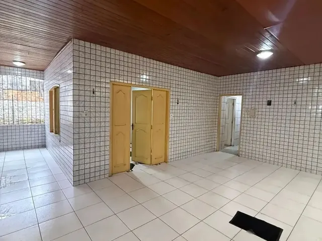 Imagem 10: Casa na Arterial A5, Cidade Nova, 4 Quartos Sendo Dois Suíte, Quintal, Garagem e Muito